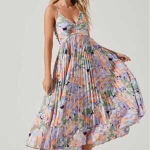 ASTR the Label Blythe Floral Plisse Midi Dress in Coral, size M